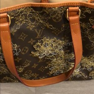 Louis Vuitton Bags - Louis Vuitton Batignolles Dentelle Monogram Bag Louis Vuitton Bags - Louis Vuitton Batignolles Dentelle Monogram Bag